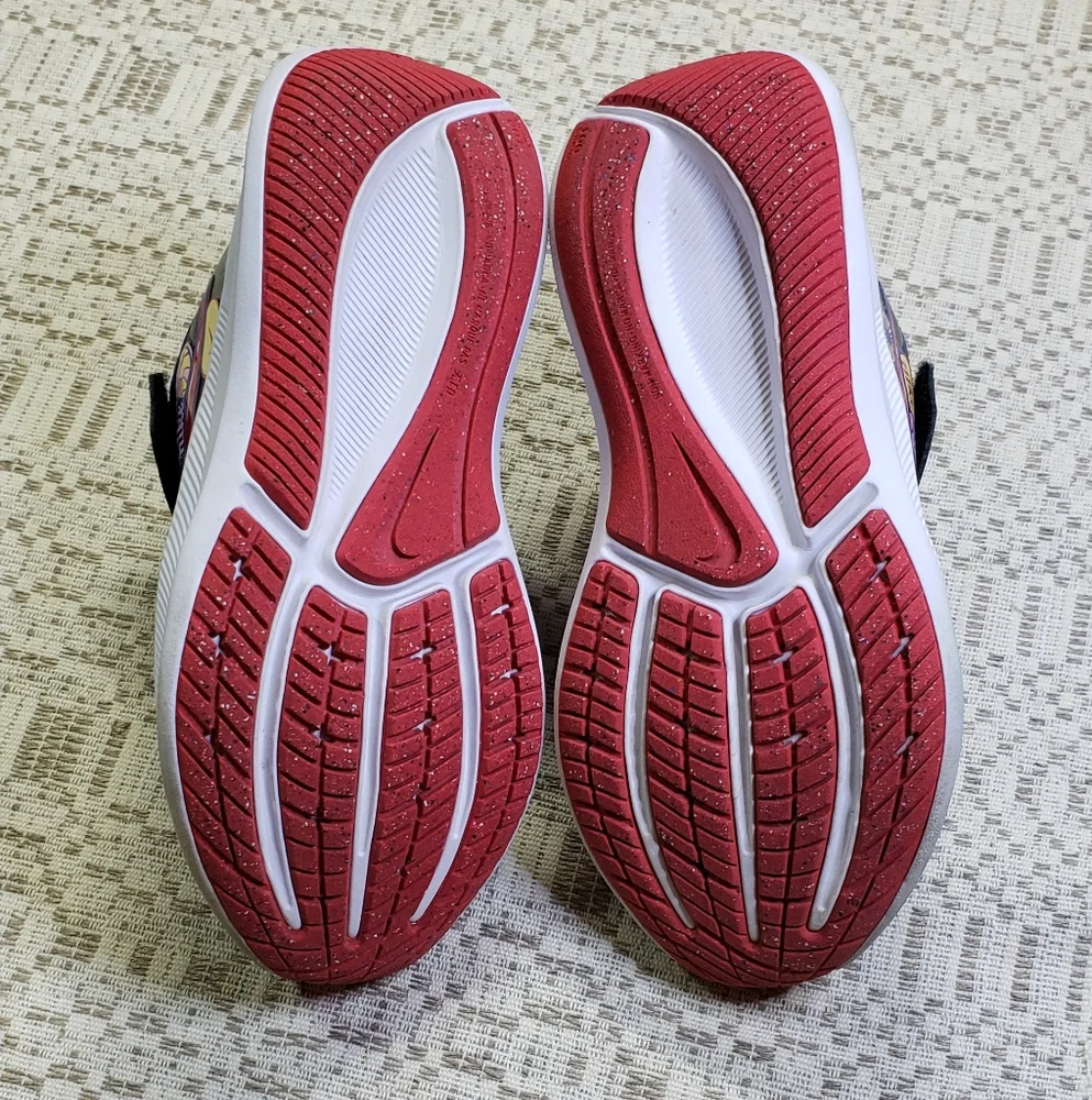Nike Girl’s Sneakers Size 10.5C